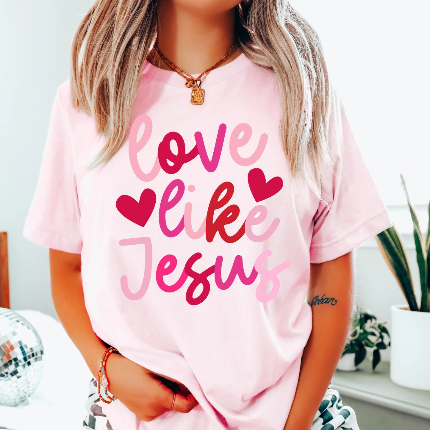 Love like Jesus Shirt